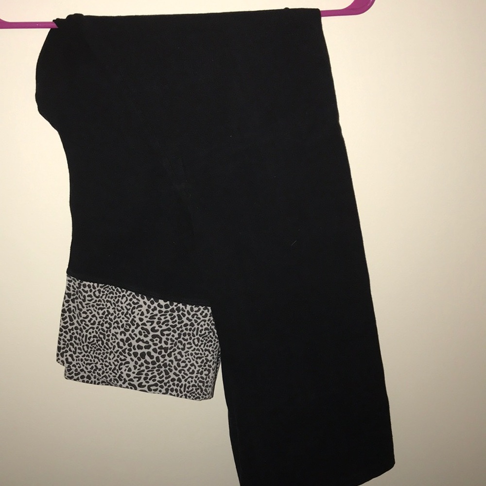 Vs cheetah print yoga pants